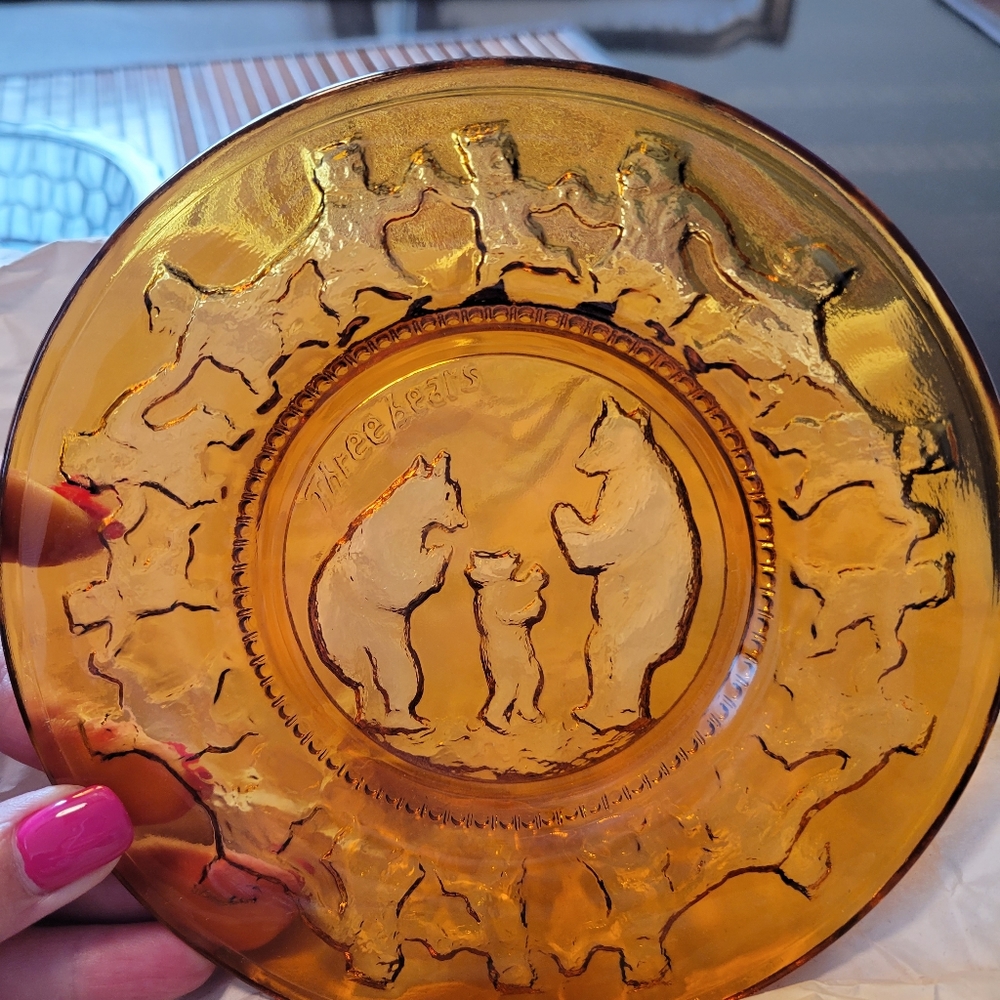 Vintage children's plates